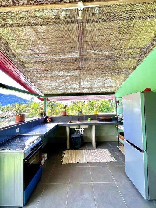 Mooz Lodge, The Local Discovery Afareaitu Exterior photo
